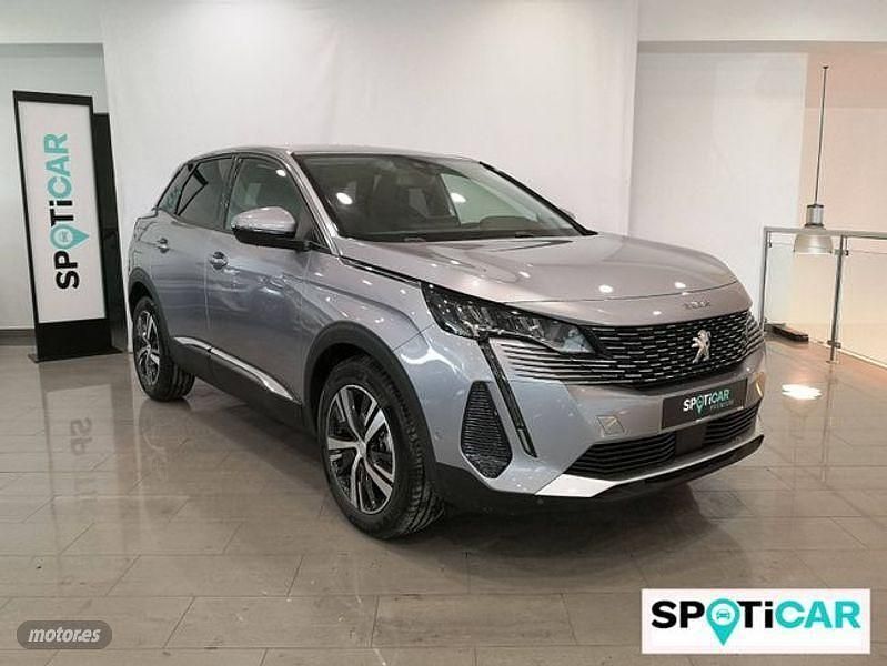 Usado Peugeot 3008 Allure 131 CV (96 kW) 2024 Gris SUV