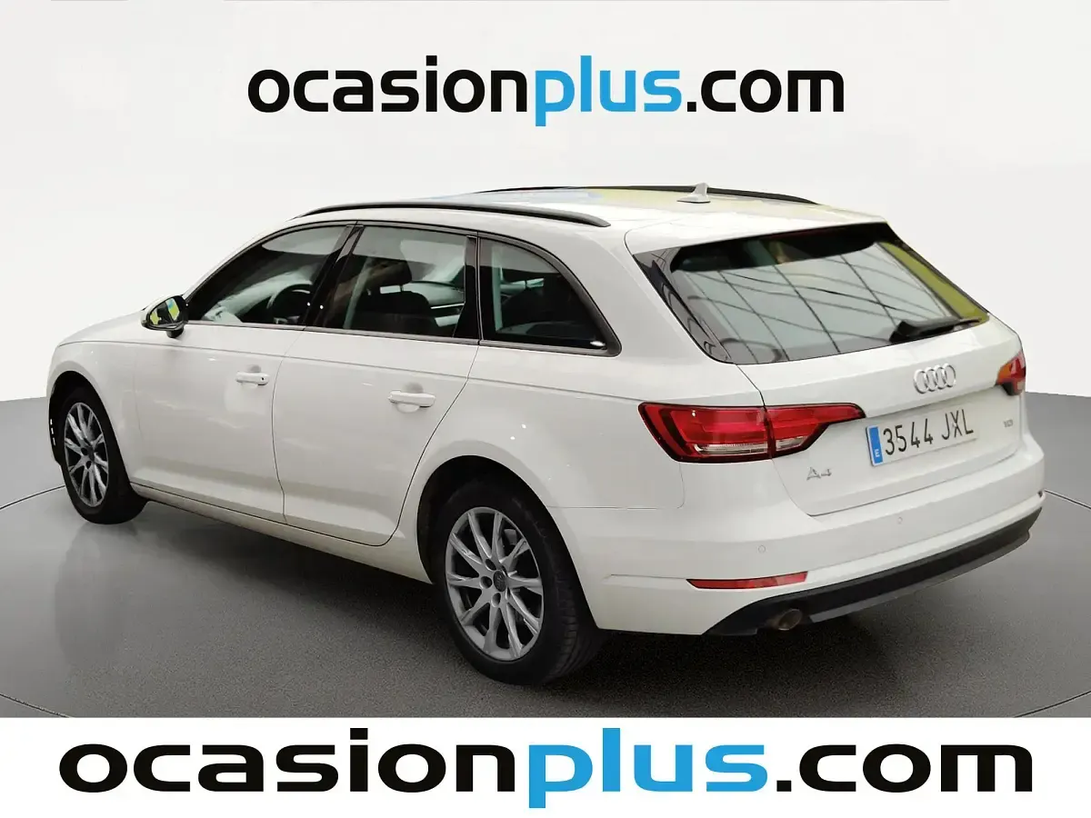 Usado Audi A4 Advanced 150 CV (110 kW) 2017 Blanco Familiar