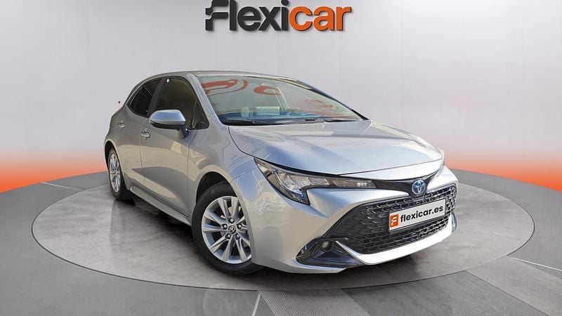Usado Toyota Corolla Active 140 CV (102 kW) 2023 Gris Utilitario