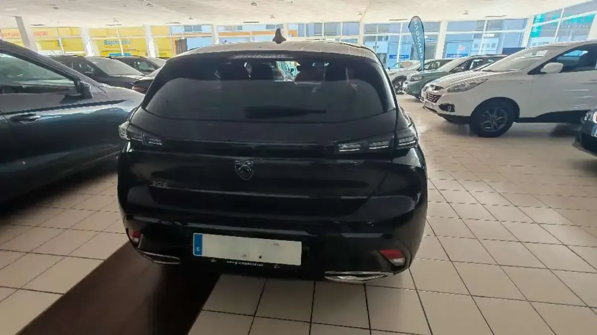 Usado Peugeot 308 Allure 131 CV (96 kW) 2024 Berlina