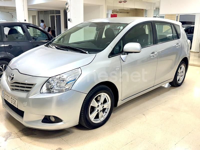 Gris / plata Usado 2009 Toyota Verso Live Monovolumen | 5850 € (Super precio) - Imagen 1/4