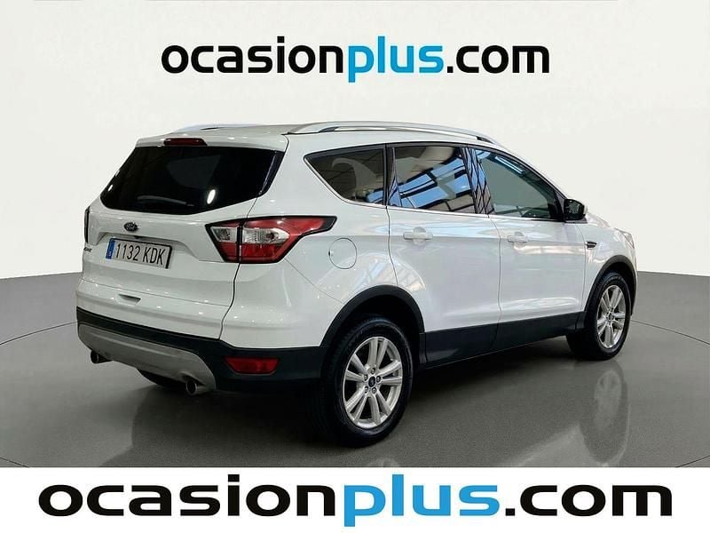 Usado Ford Kuga Business Edition 120 CV (88 kW) 2017 Blanco SUV