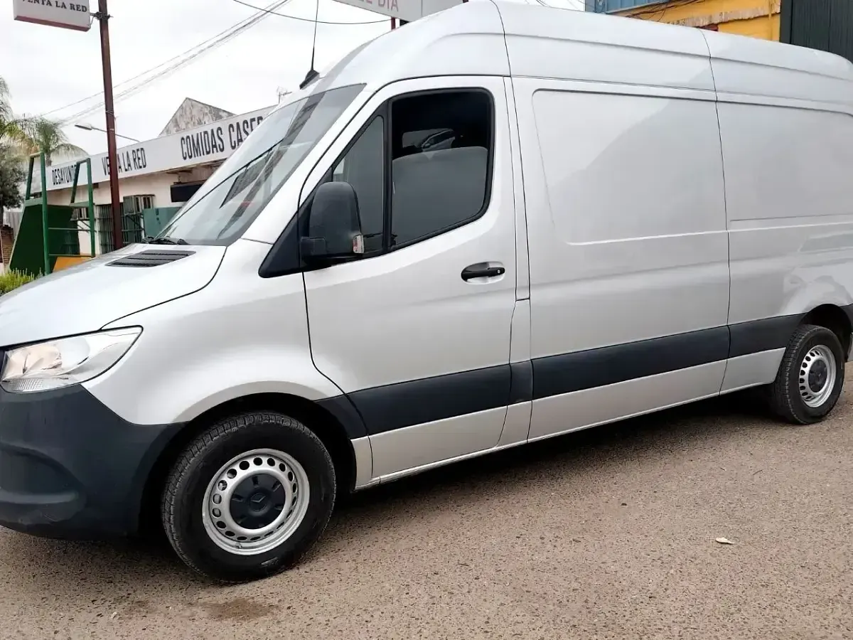 Occasion Mercedes Sprinter 143 PK (105 kW) 2021 Grijs Van