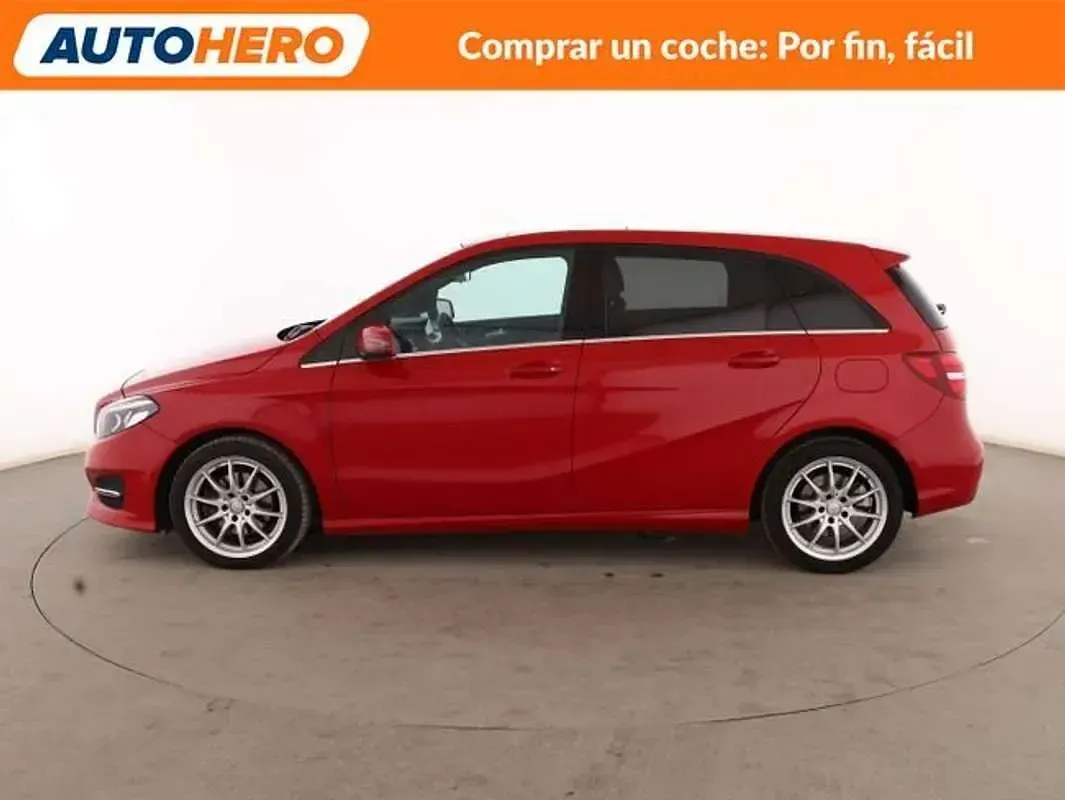 Usado Mercedes C320 Urban 135 CV (99 kW) 2015 Rojo Van