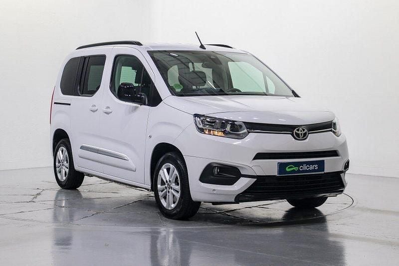 Usado Toyota Proace Verso Active 130 CV (95 kW) 2024 Blanco Familiar
