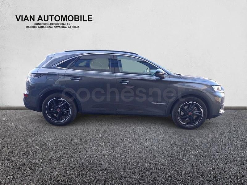 Usado DS Automobiles DS7 Crossback Performance 225 CV (165 kW) 2021 Gris / plata SUV