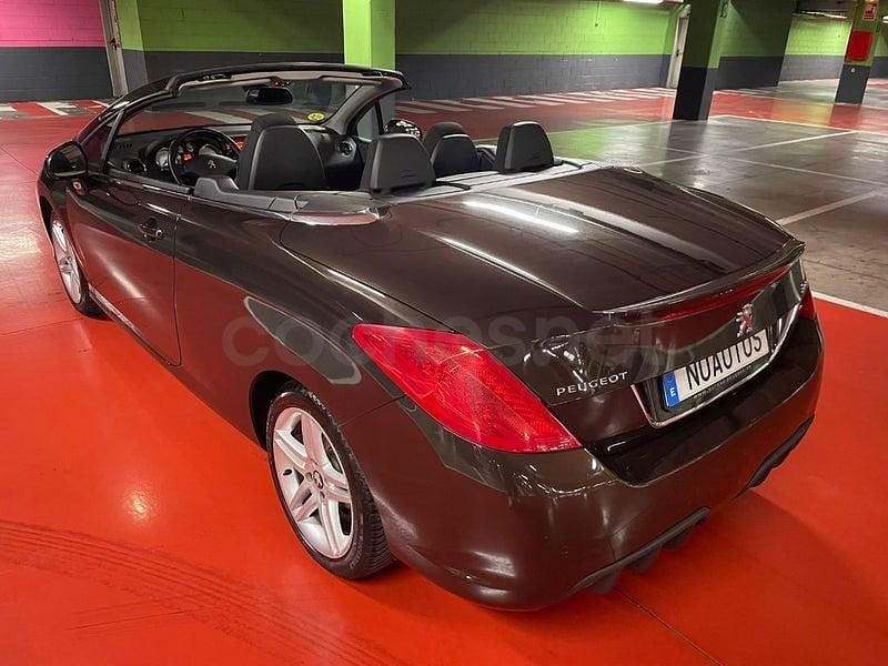 Usado Peugeot 308 CC Active 112 CV (82 kW) 2012 Marrón Descapotable