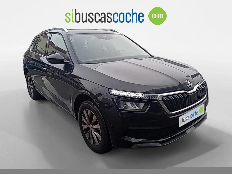 Usado Skoda Kamiq Ambition 110 CV (80 kW) 2021 Negro SUV