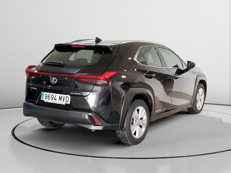 Usado Lexus UX 184 CV (135 kW) 2021 SUV