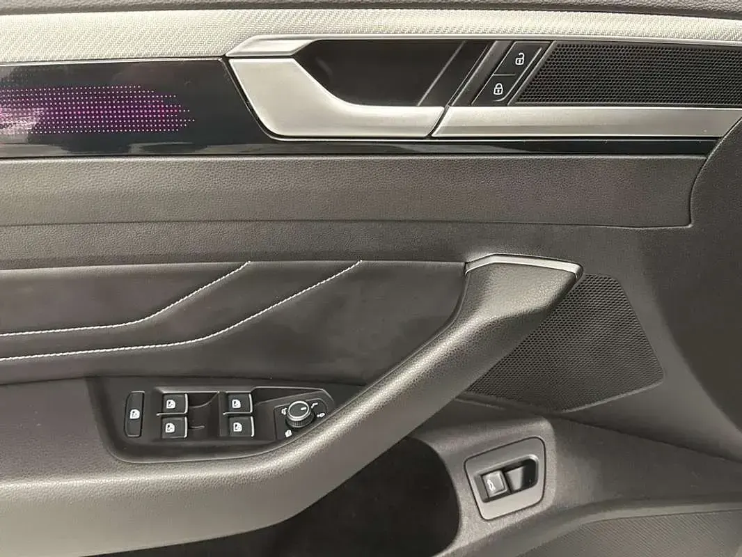 Usado VW Arteon R-line 150 HP (110 kW) 2022 Branco Coupé