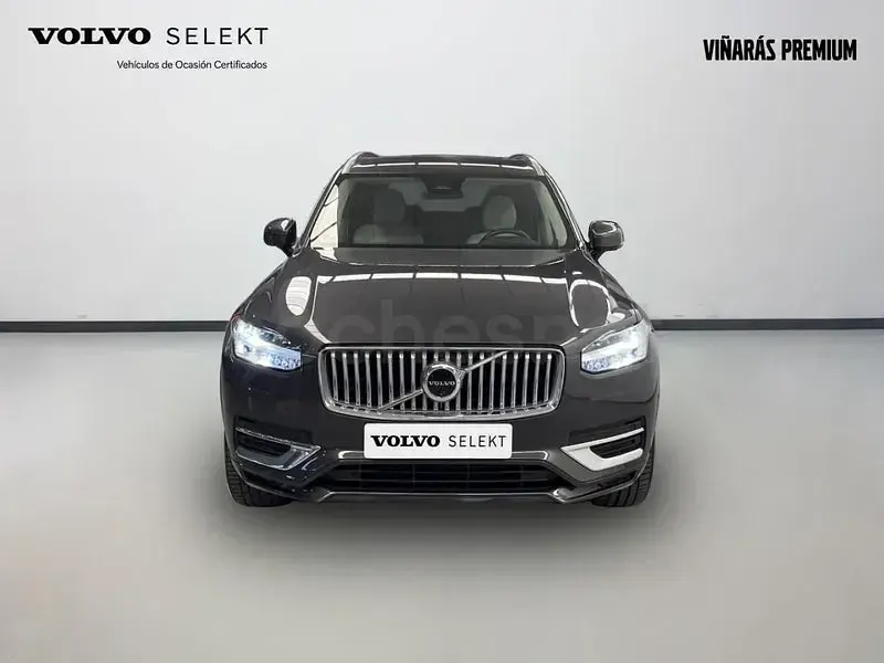 Usado Volvo XC90 Plus 250 CV (183 kW) 2024 Gris / plata SUV