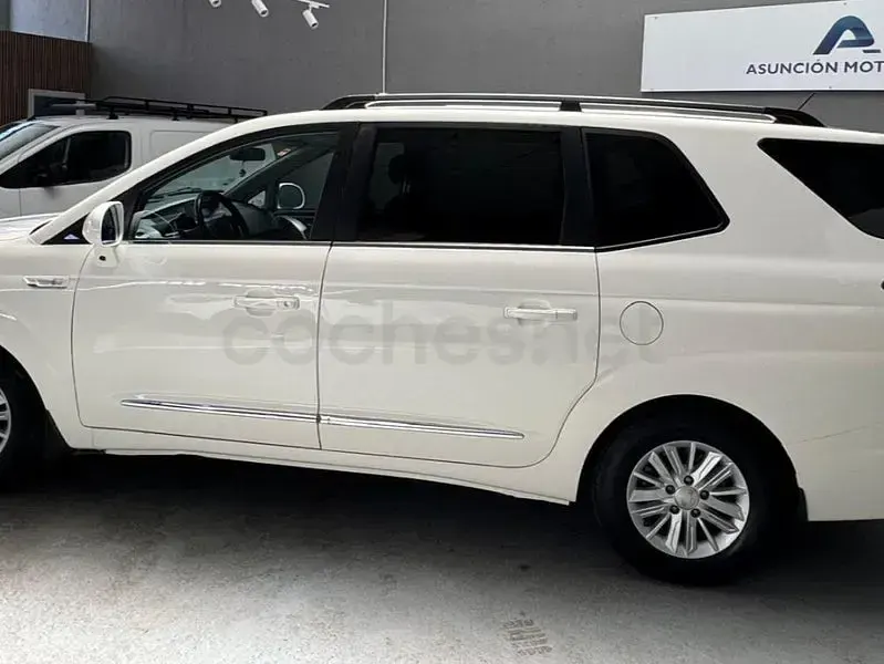 Usado SsangYong Rodius 178 CV (130 kW) 2018 Blanco Monovolumen
