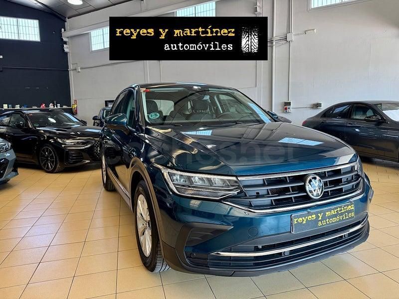 Usado VW Tiguan Life 122 CV (89 kW) 2021 Azul SUV
