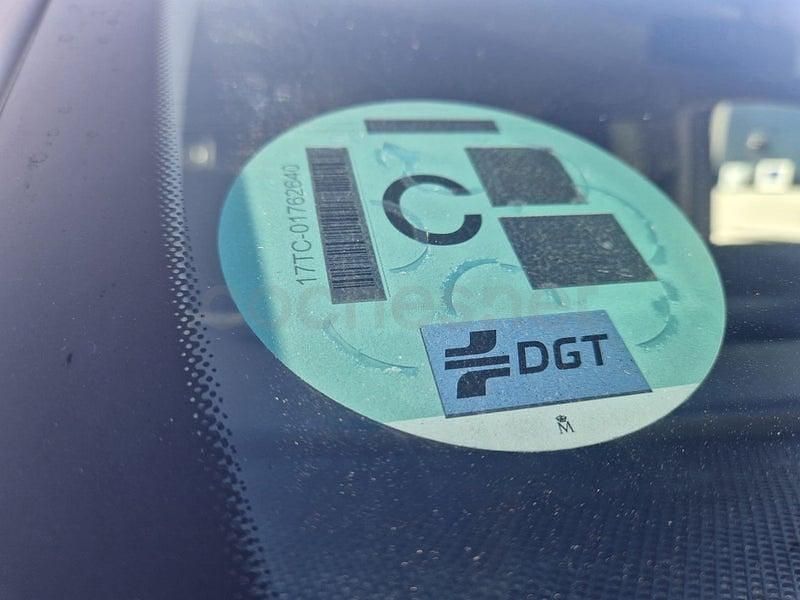 Usado Renault Twingo Zen 90 CV (66 kW) 2015 Blanco Utilitario