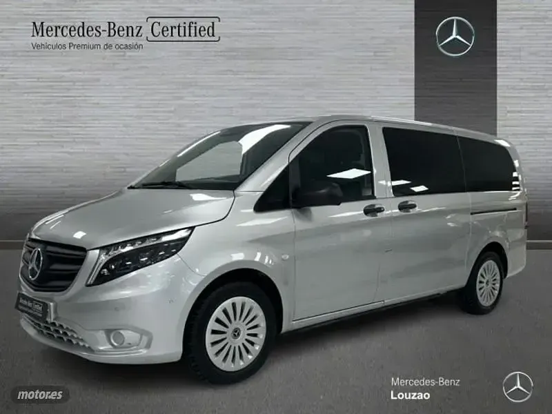 Usado Mercedes Vito 163 CV (119 kW) 2023 Gris / plateado Van