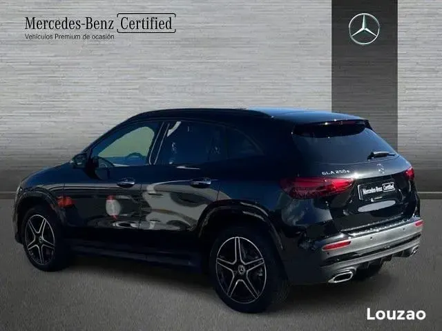 Nuevo Mercedes GLA250 218 CV (160 kW) 2026 Negro cosmos SUV