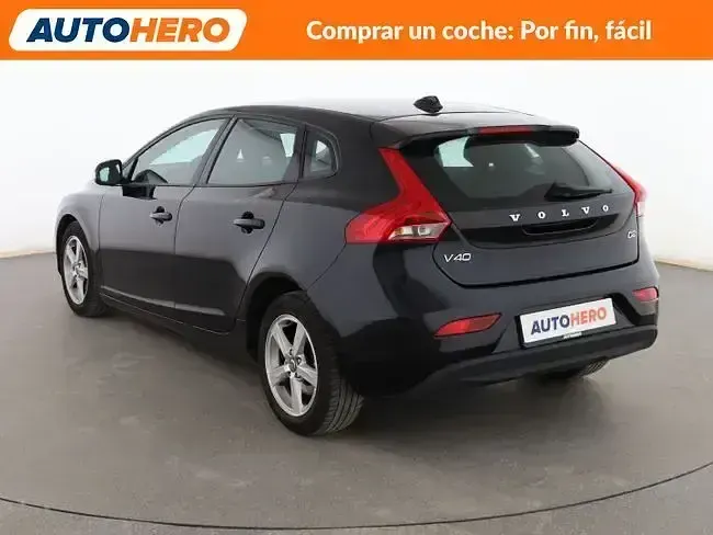 Usado Volvo V40 Kinetic 115 CV (84 kW) 2014 Negro Familiar