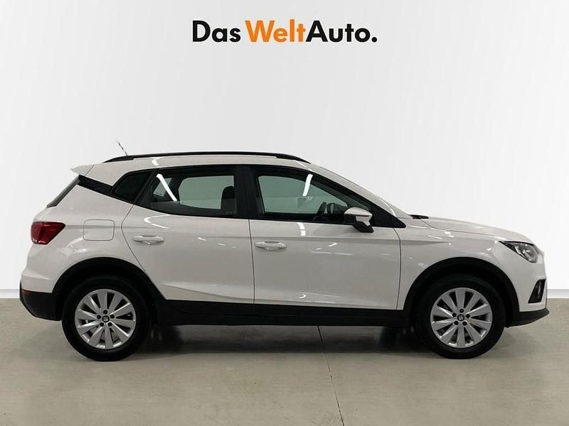 Usado Seat Arona Style 110 CV (80 kW) 2021 Blanco SUV