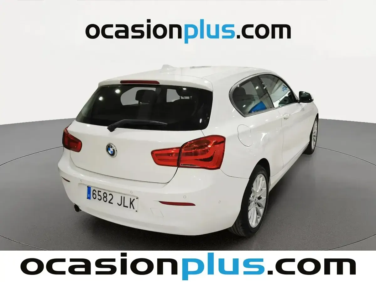 Usado BMW 118 150 CV (110 kW) 2016 Blanco Utilitario