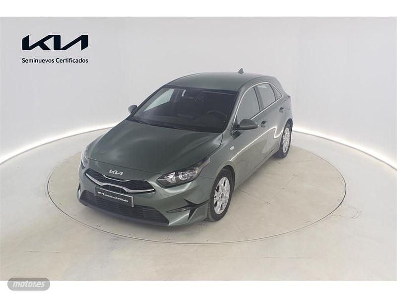 Usado 2024 Kia Stonic SUV | 21.499 € (Un poco caro) - Imagen 1/4