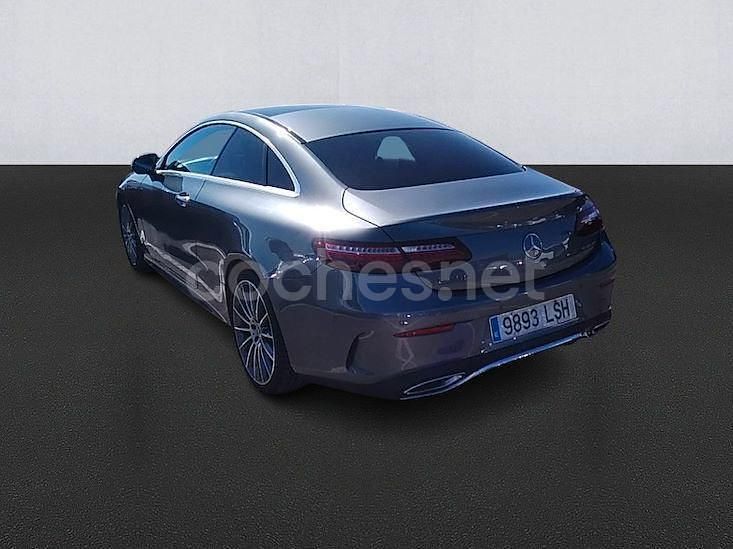 Usado Mercedes E450 367 CV (269 kW) 2021 Gris / plata Coupe
