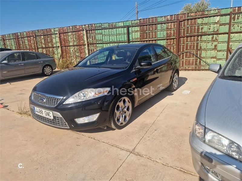 Negro Usado 2009 Ford Mondeo Titanium Berlina | 4800 € (Precio justo) - Imagen 1/4