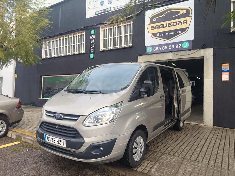 Usado Ford Tourneo Titanium 125 CV (91 kW) 2014 Beige Monovolumen