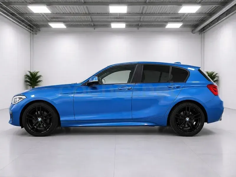 Usado BMW 118 Comfort Edition 150 CV (110 kW) 2019 Azul Utilitario