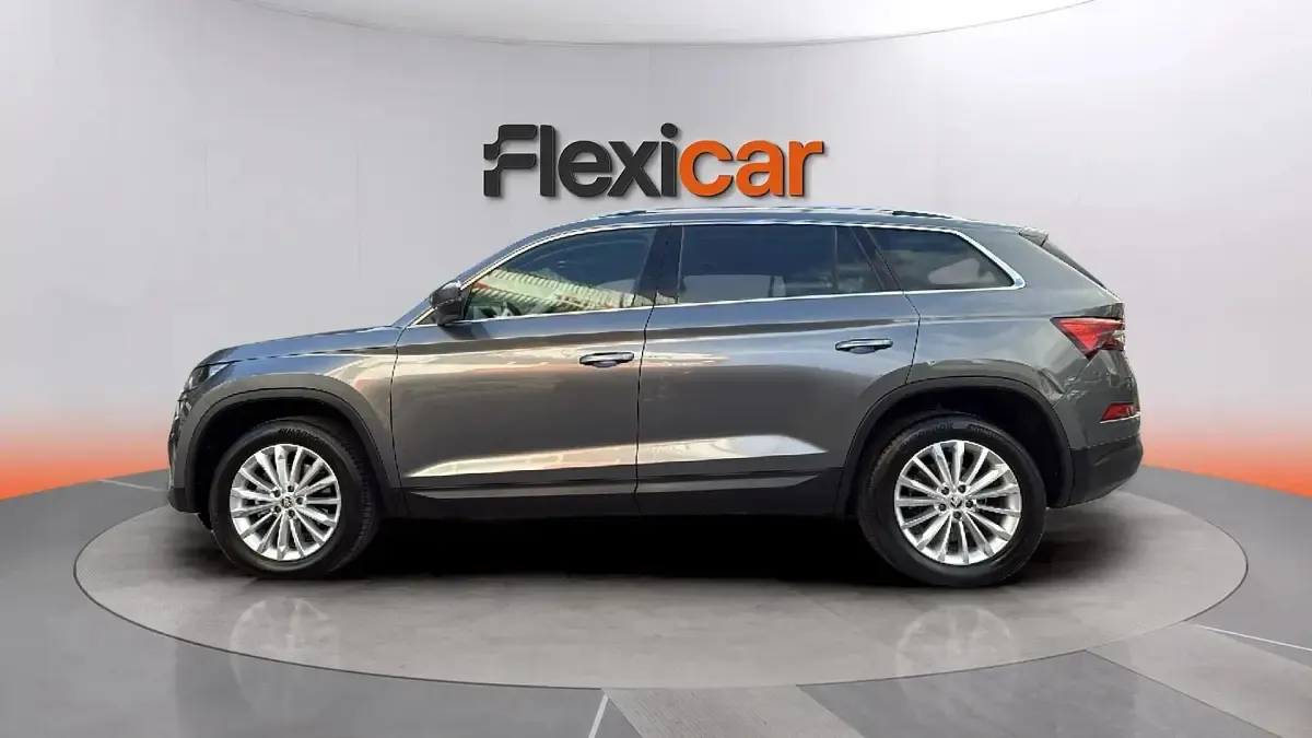 Usado Skoda Kodiaq Ambition 150 CV (110 kW) 2024 Gris SUV