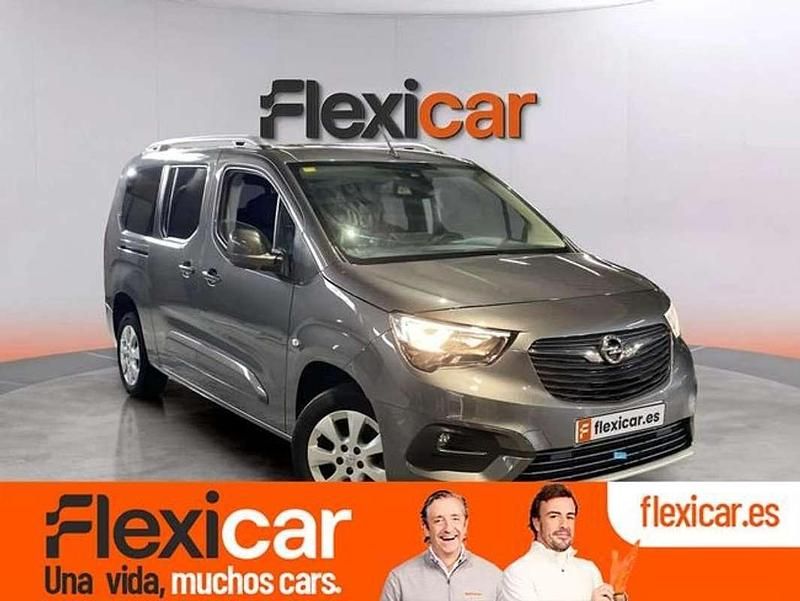 Usado Opel Combo Life Innovation 131 CV (96 kW) 2020 Gris Monovolumen