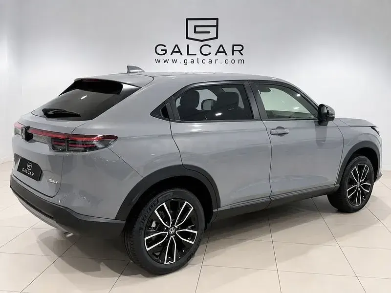 Nuevo Honda HR-V Elegance 131 CV (96 kW) 2026 Gris / plata SUV