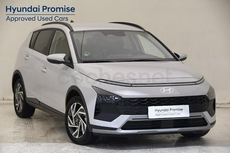 Usado Hyundai Bayon 79 CV (58 kW) 2025 Gris / plata SUV