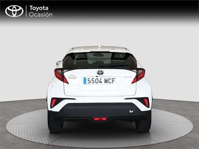 Usado Toyota C-HR Active 122 CV (89 kW) 2022 Blanco SUV