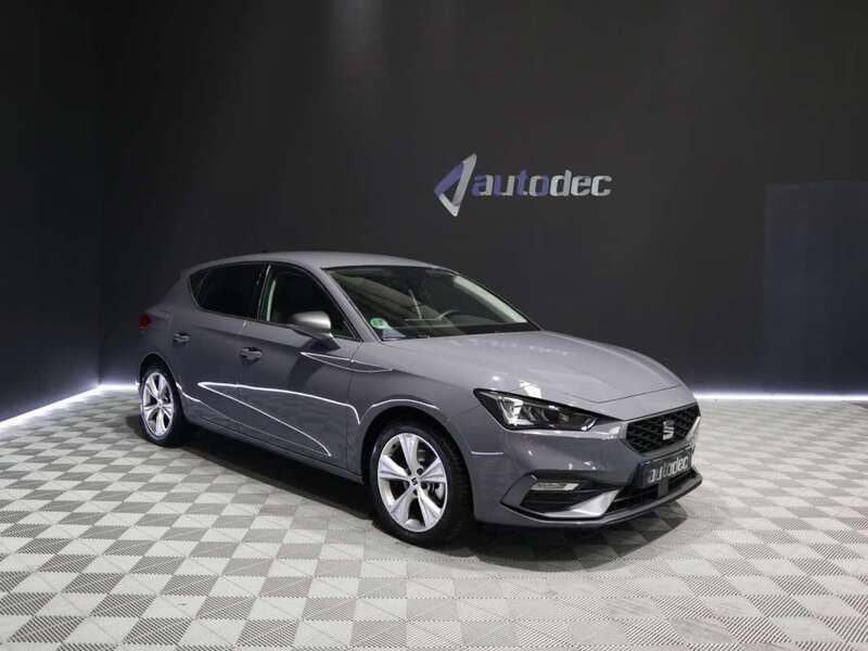Gris Usado 2024 Seat Leon FR Utilitario | 23.490 € (Buen precio) - Imagen 1/4