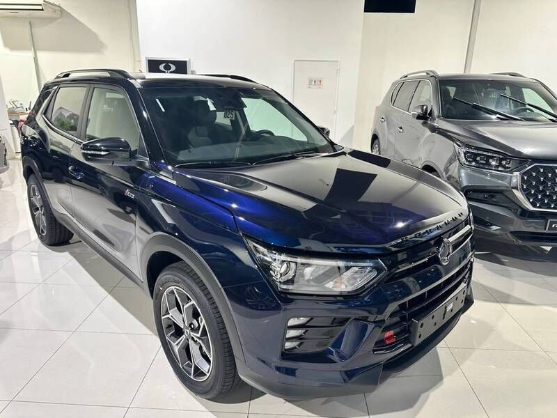 Azul Nuevo 2024 Ssangyong Korando SUV | 28.490 € - Imagen 1/4