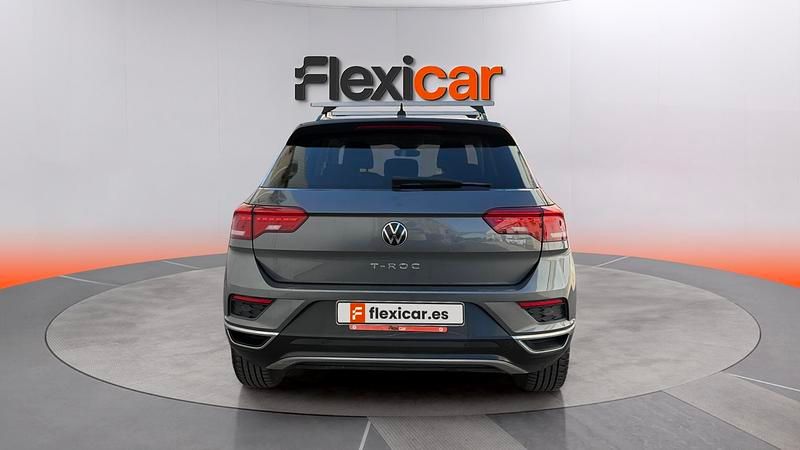 Usado VW T-Roc Advance 150 CV (110 kW) 2021 Gris SUV