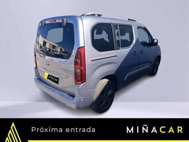 Usado Toyota Proace Verso Active 131 CV (96 kW) 2021 Gris Familiar