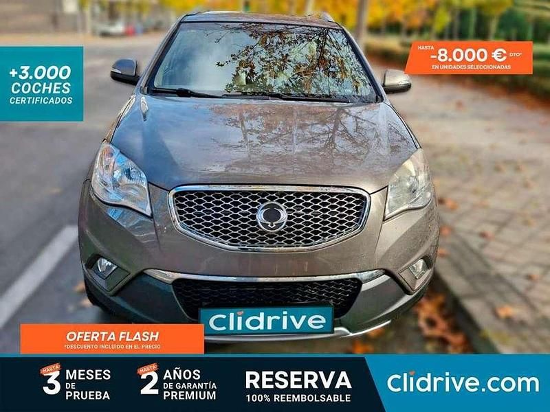 Gris Usado 2012 Ssangyong (KGM) Korando Premium Plus SUV | 7590 € (Precio justo) - Imagen 1/3