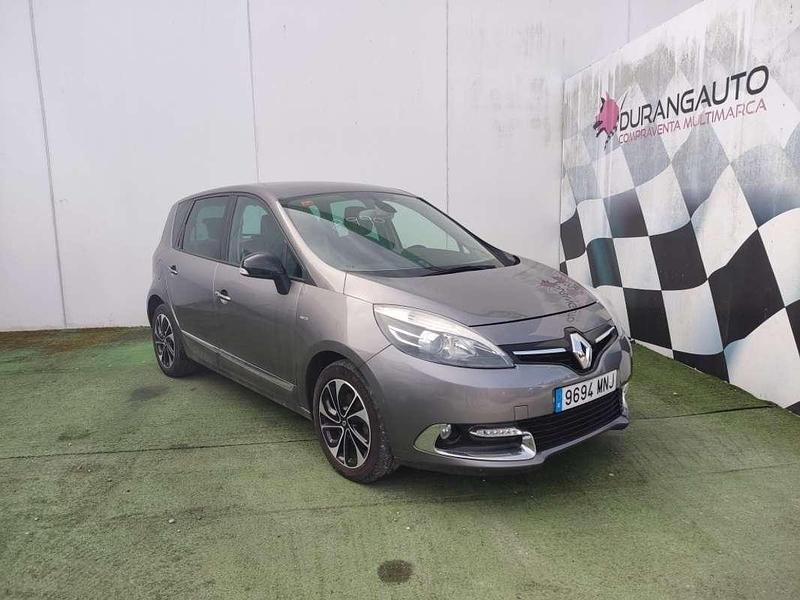 Usado Renault Scénic III Bose Edition 131 CV (96 kW) 2014 Monovolumen