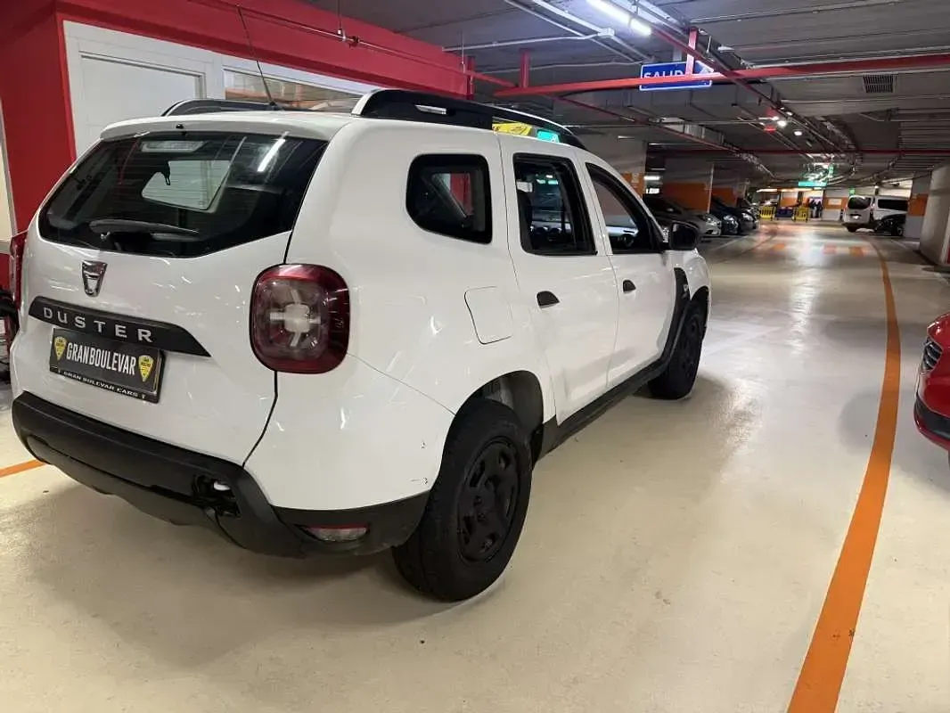 Usado Dacia Duster Essentiel 116 CV (85 kW) 2021 Blanco SUV