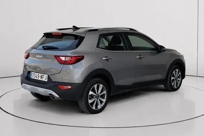 Usado Kia Stonic 120 CV (88 kW) 2023 SUV