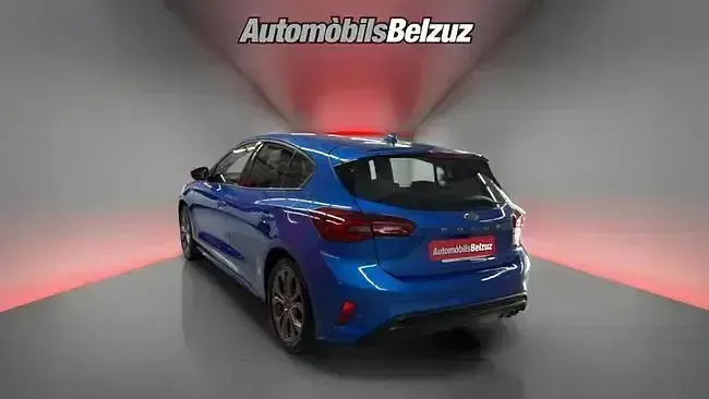 Usado Ford Focus ST-Line 125 CV (91 kW) 2023 Azul Utilitario