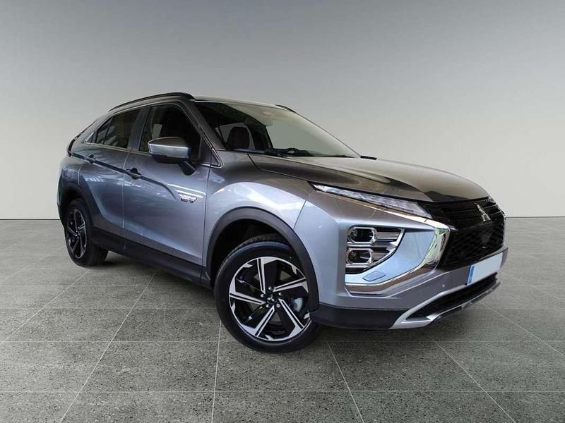 Gris Usado 2023 Mitsubishi Eclipse Cross SUV | 24.990 € (Buen precio) - Imagen 1/4