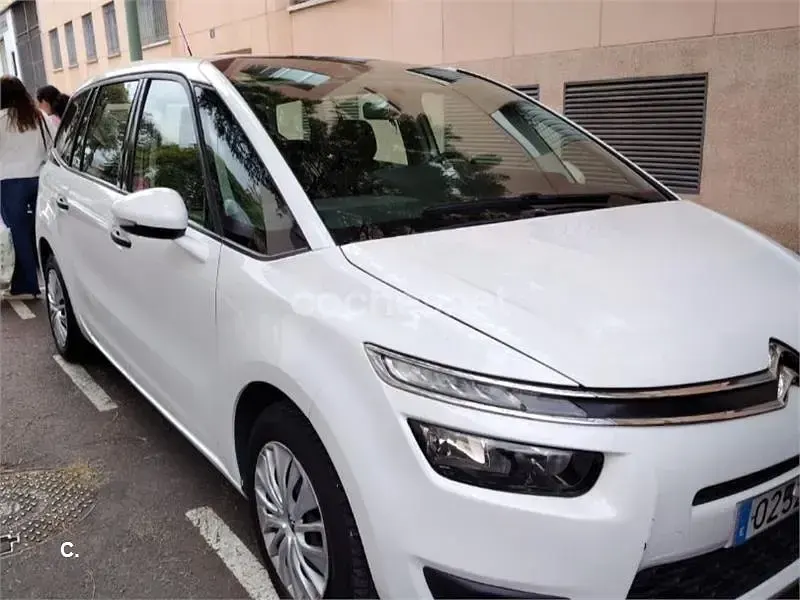 Usado Citroën C4 Picasso First 130 CV (95 kW) 2016 Blanco Monovolumen