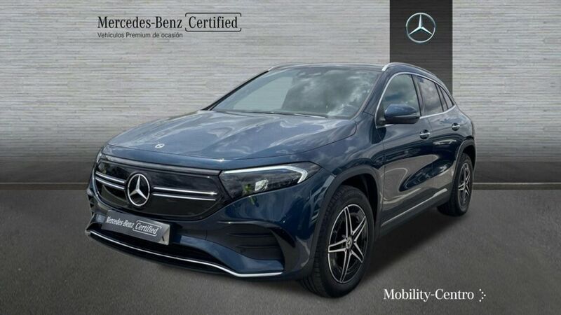 Denim blue metallic paint Usado 2023 Mercedes EQA300 AMG line SUV | 41.900 € (Super precio) - Imagen 1/4