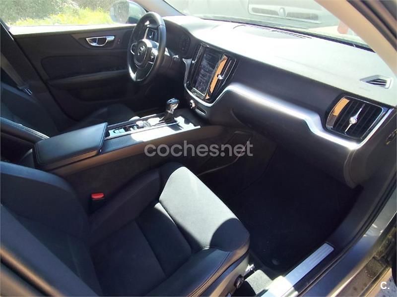 Usado Volvo V60 CC 190 CV (139 kW) 2019 Gris / plata Familiar