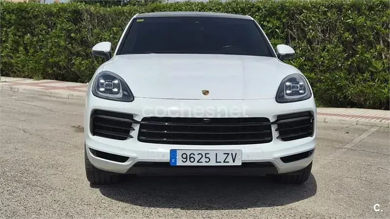 Usado Porsche Cayenne Coupe 340 CV (250 kW) 2020 Blanco Coupe
