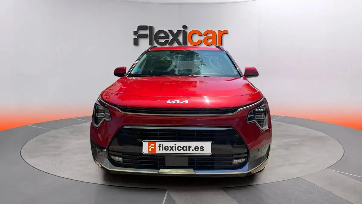 Usado Kia Niro 129 CV (94 kW) 2025 Rojo SUV