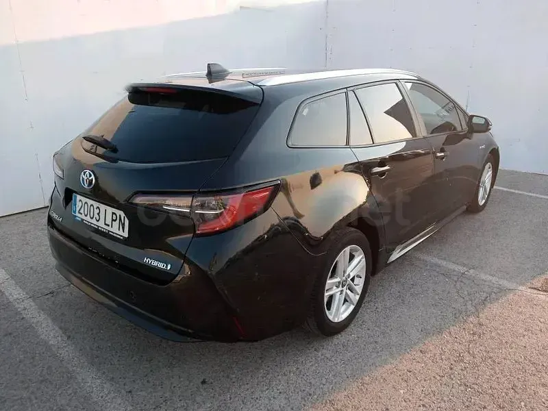 Usado Toyota Corolla Business Edition 122 CV (89 kW) 2021 Negro Familiar