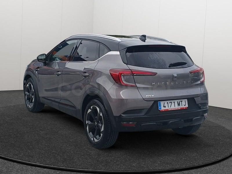 Usado Mitsubishi ASX 140 CV (102 kW) 2024 Gris / plata SUV